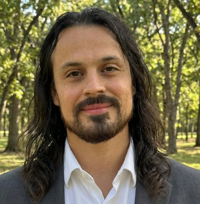 Portrait of Donovan Gonzalez, Director of Customer Success